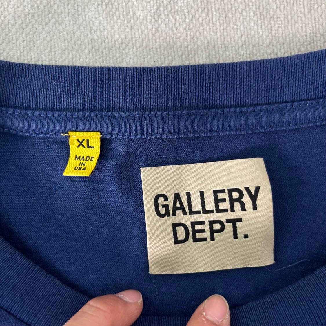 105 갤러리 디파트먼트 프렌치 네이비 반팔 티셔츠 상품이미지4