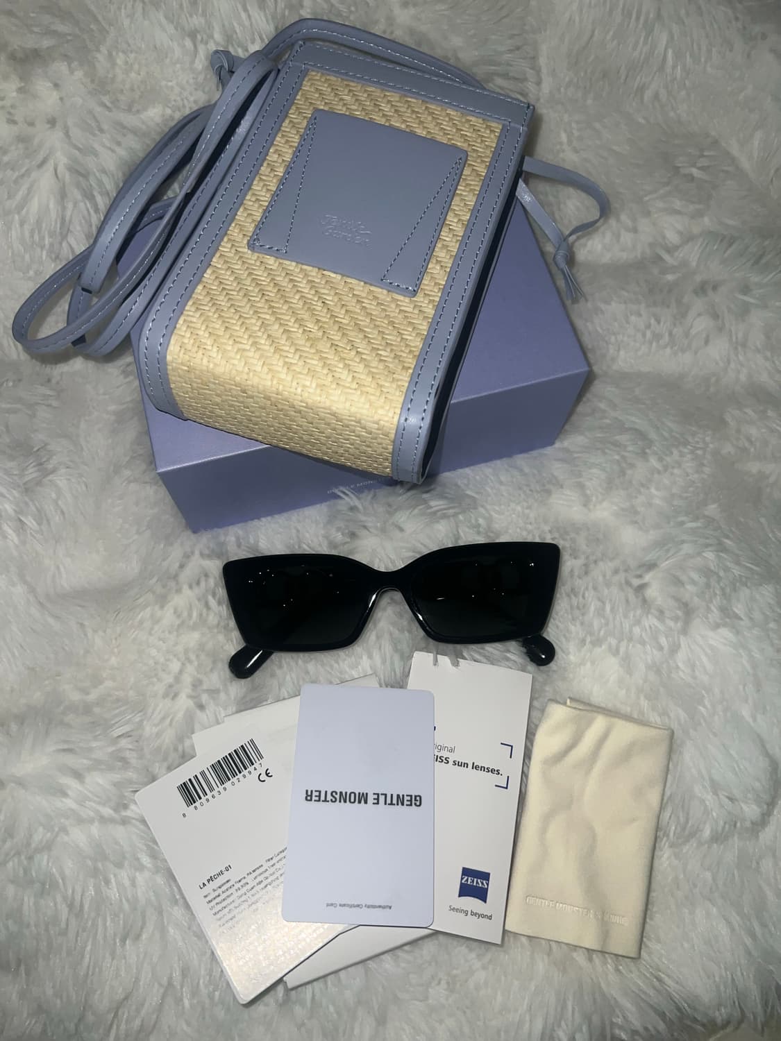 젠틀몬스터 제니 콜라보 라페슈 블랙 상품이미지1