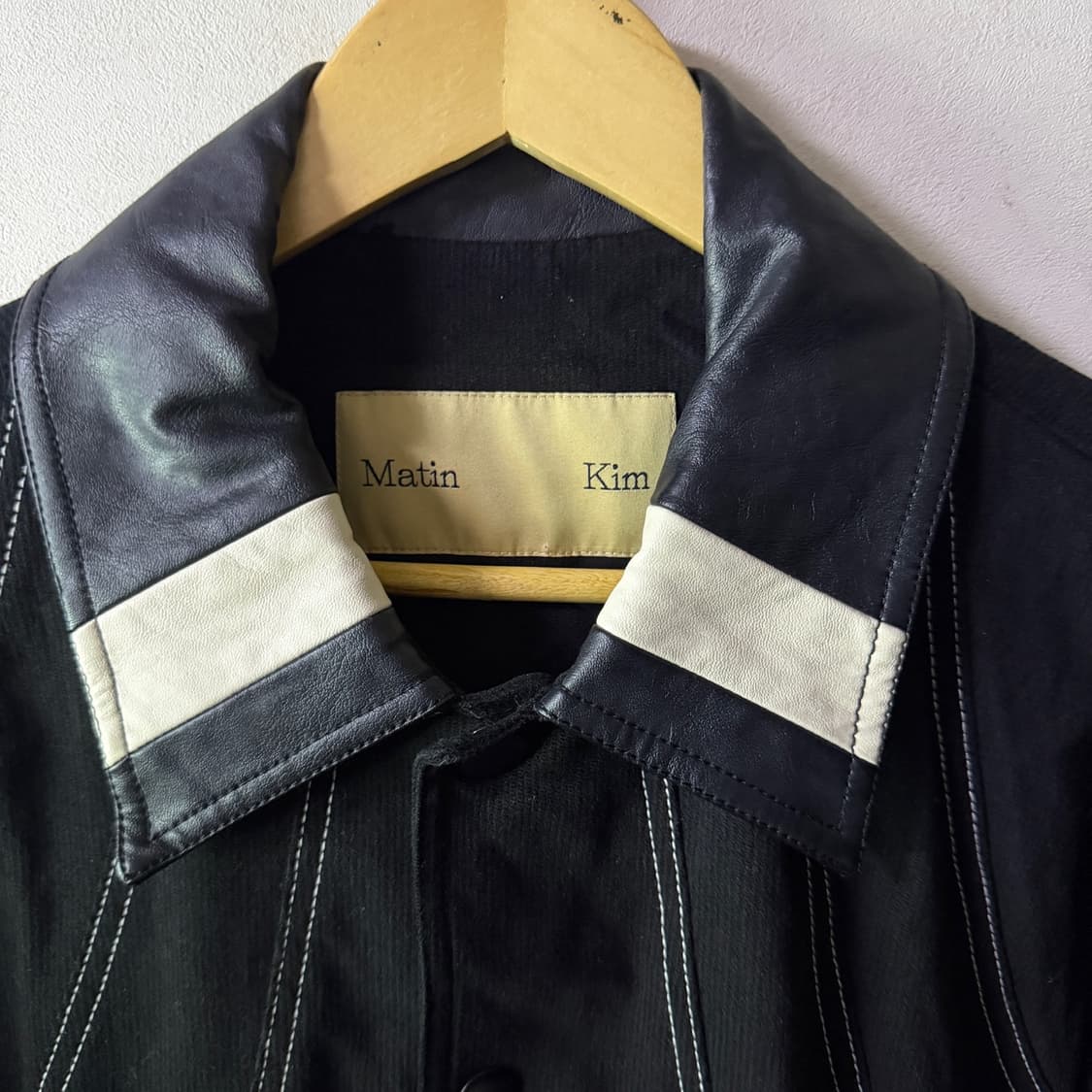 마뗑킴 라운드 스티치 바시티 점퍼(프리) 상품이미지3