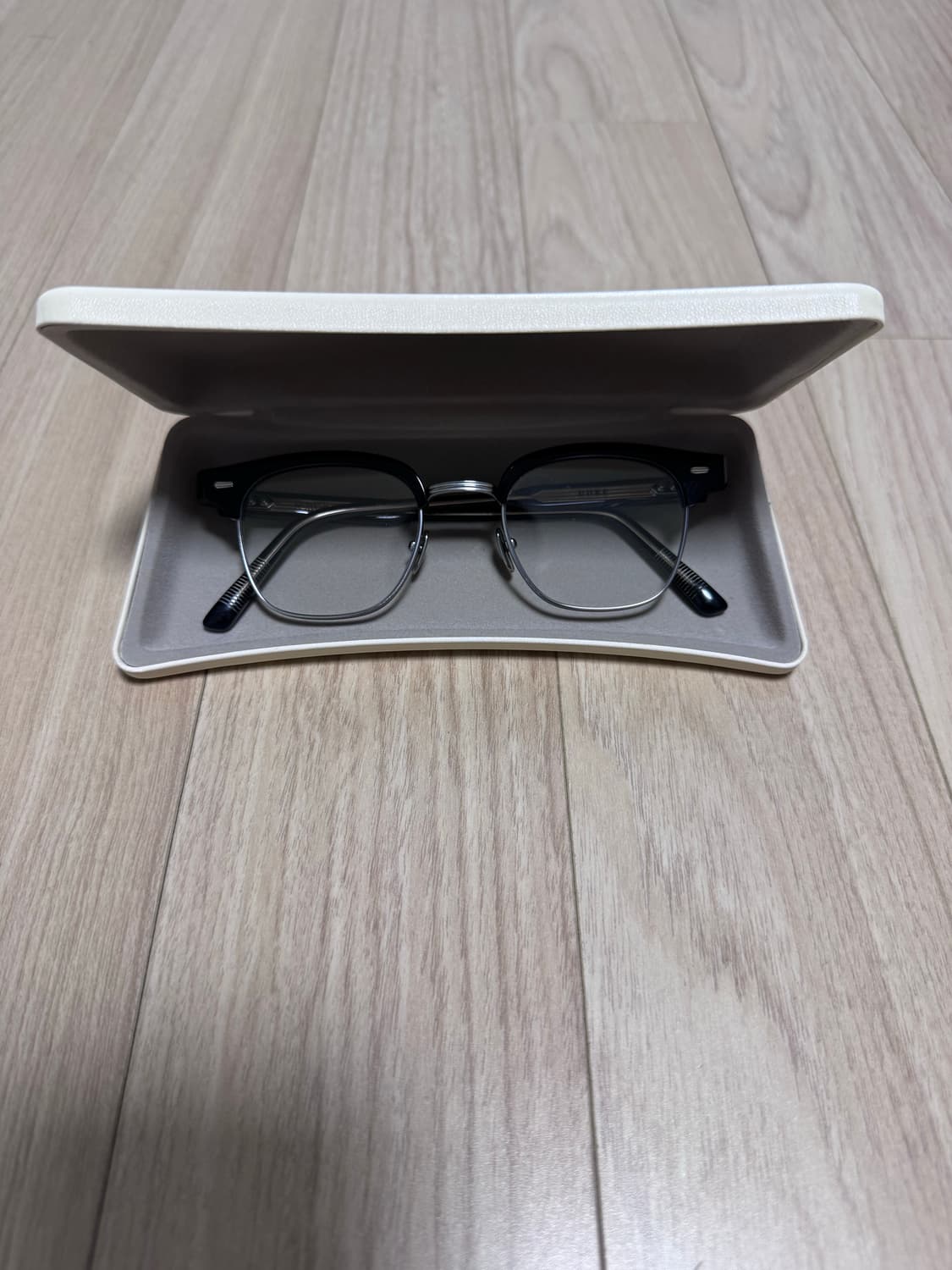 젠틀몬스터 ROKE 블랙 상품이미지2