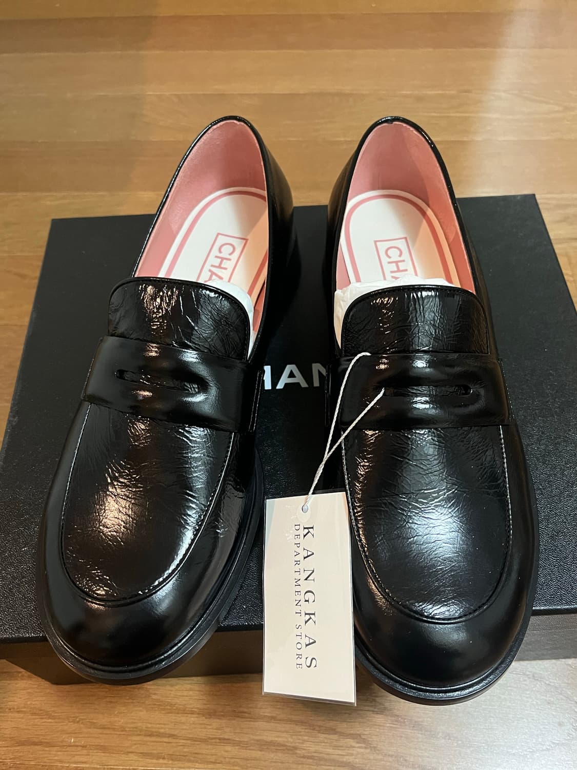 (새상품) 샤넬 백로고 로퍼 38.5사이즈 상품이미지6