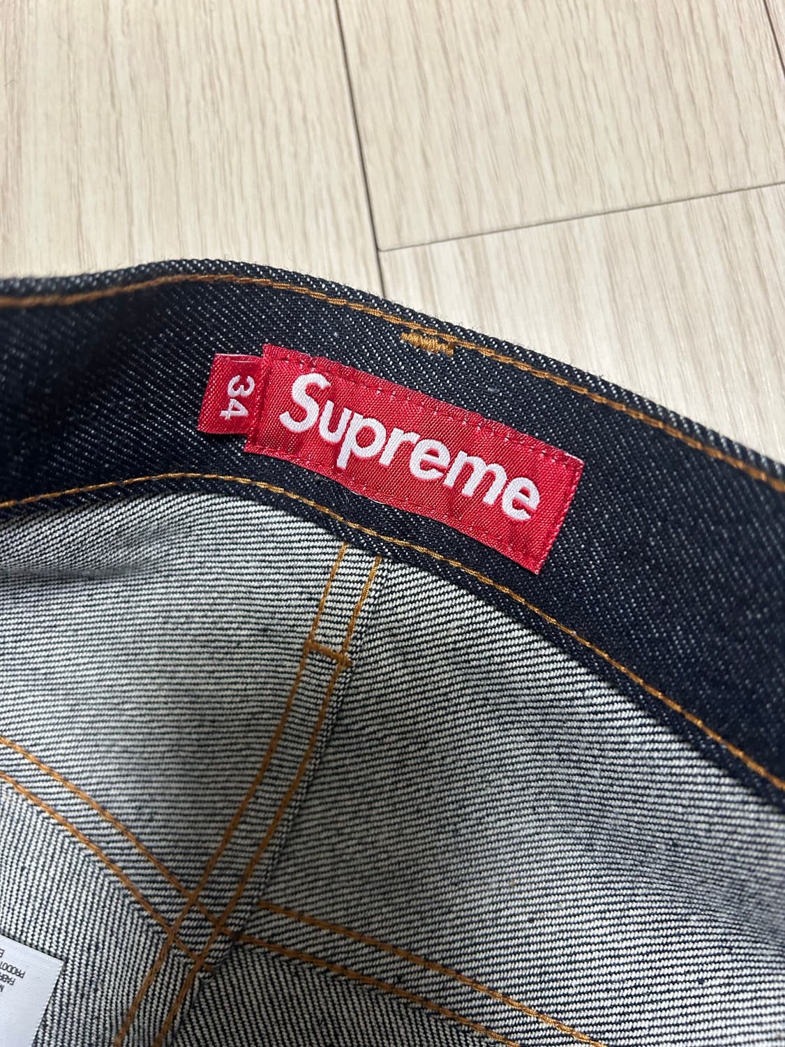 슈프림 24ss 배기 셀비지 데님 34 새상품 상품이미지3