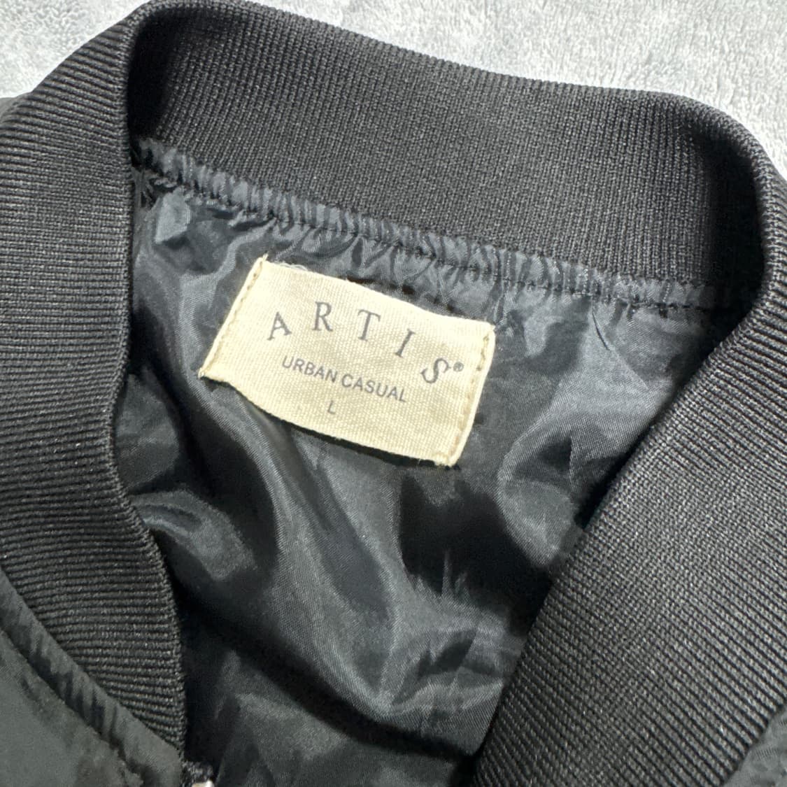 ARTIS 봄버 자켓 상품이미지3