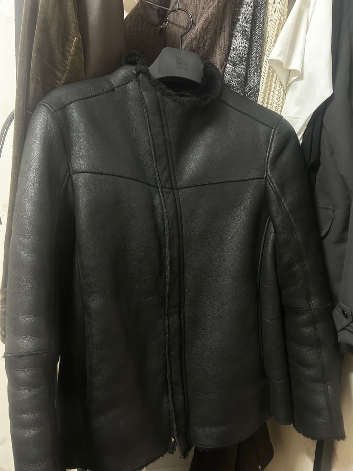 엠포리오 아르마니 비대칭 무스탕 상품이미지2