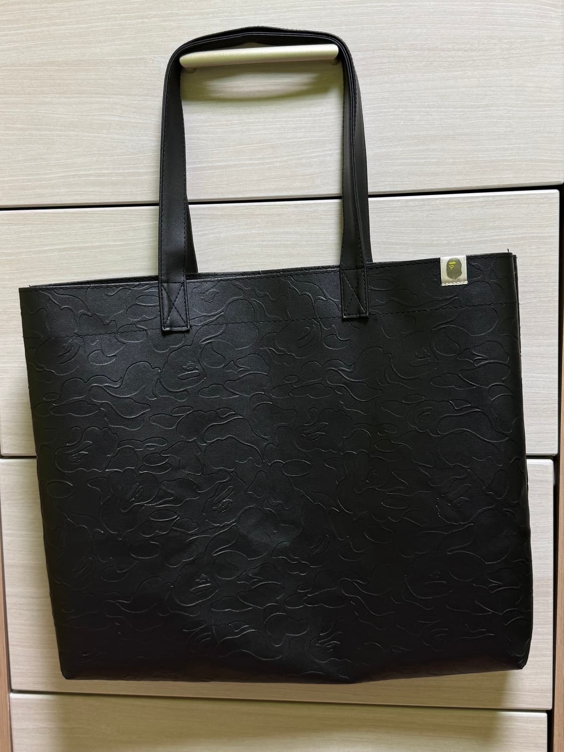 베이프 부록 가죽 토트백 판매 상품이미지2