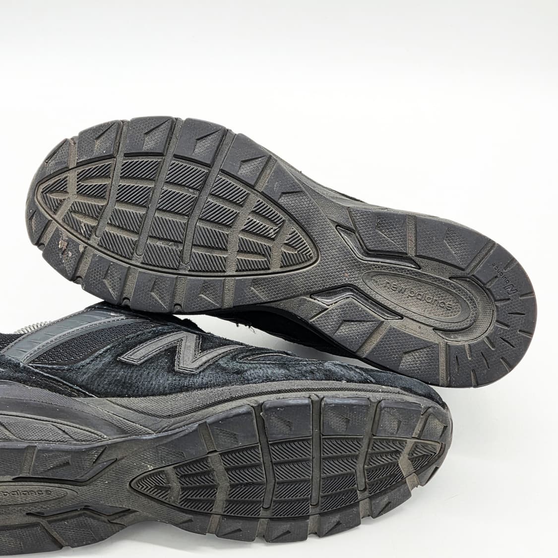 뉴발란스 990v5 메이드 인 USA 트리플 블랙 (270 D) 상품이미지3