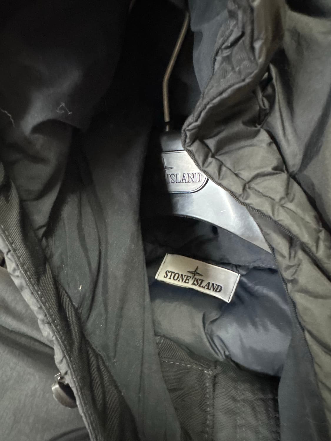 22FW 스톤아일랜드 크링클랩스 패딩 L 블랙 상품이미지3