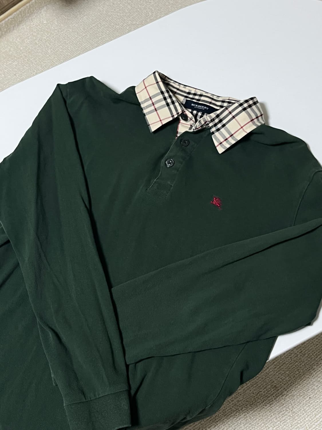 버버리 긴팔티 그린 상품이미지1