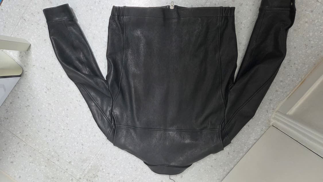 느와르라르메스 세미 오버핏 가죽자켓 48 상품이미지3