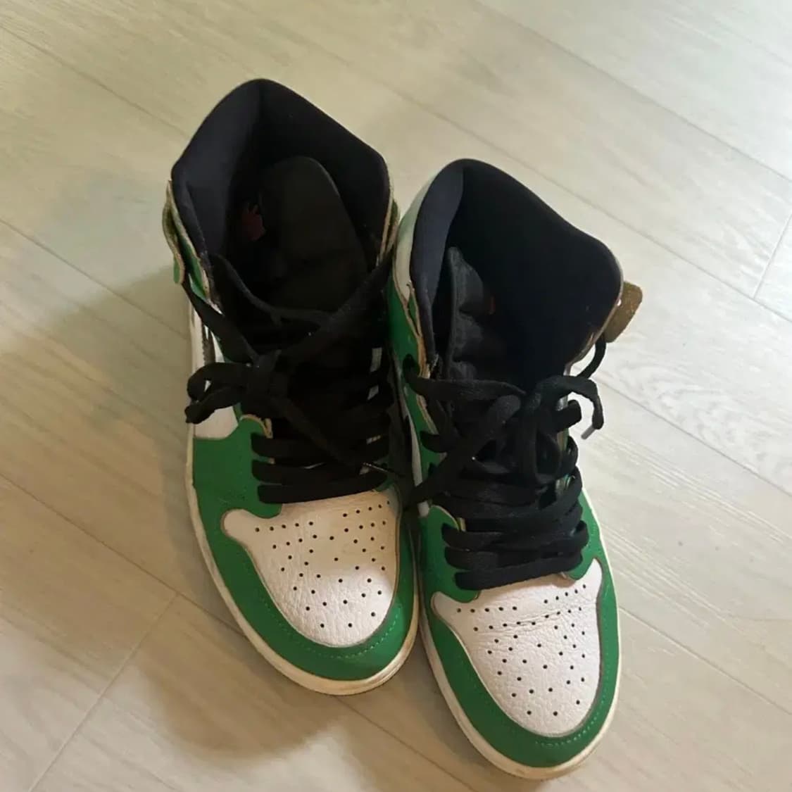 (W) 조던 1 레트로 하이 OG 럭키 그린 245 상품이미지2