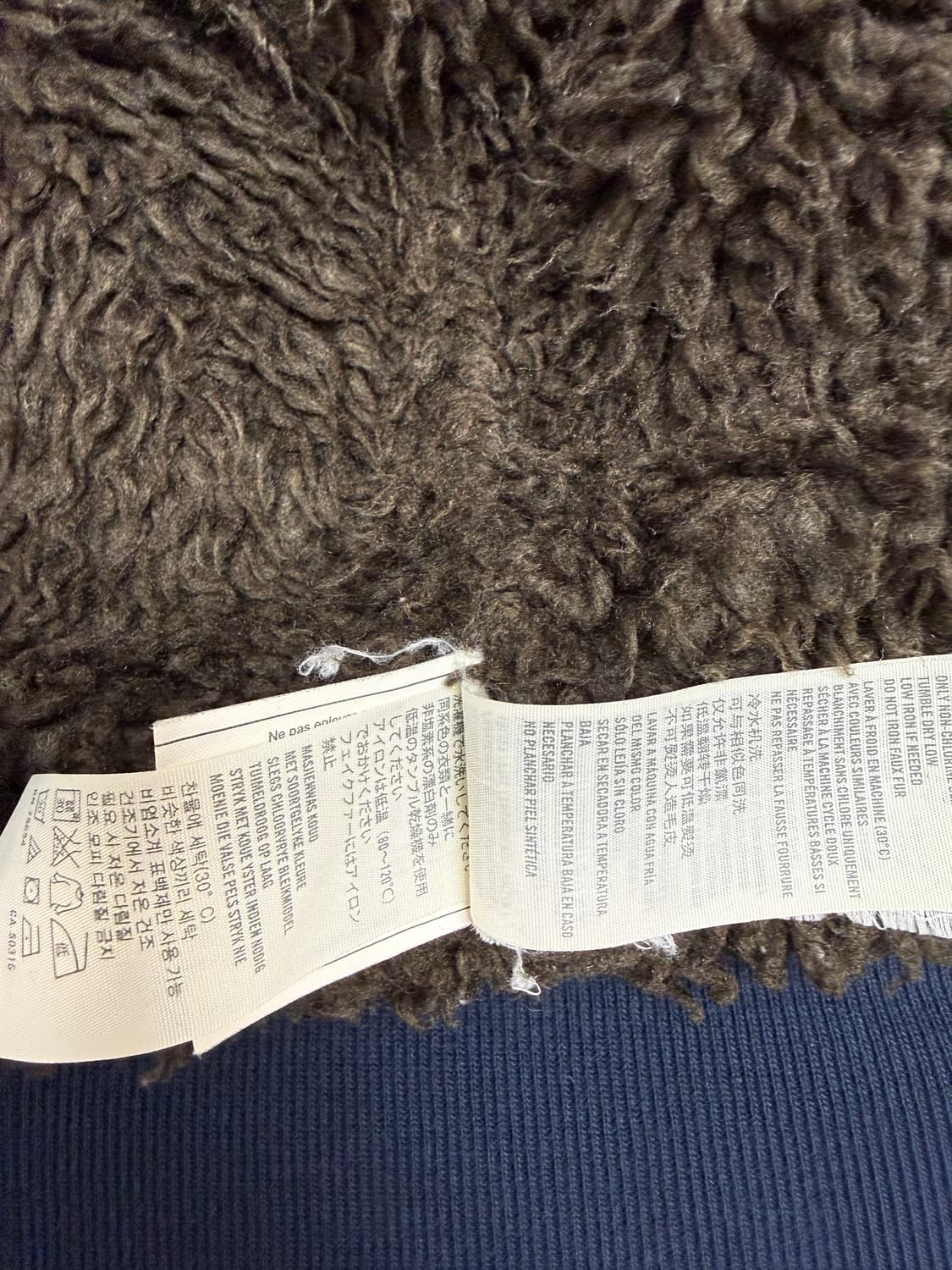 홀리스터 남녀공용  후드 집업입니다  이쁨 구재 상품이미지10