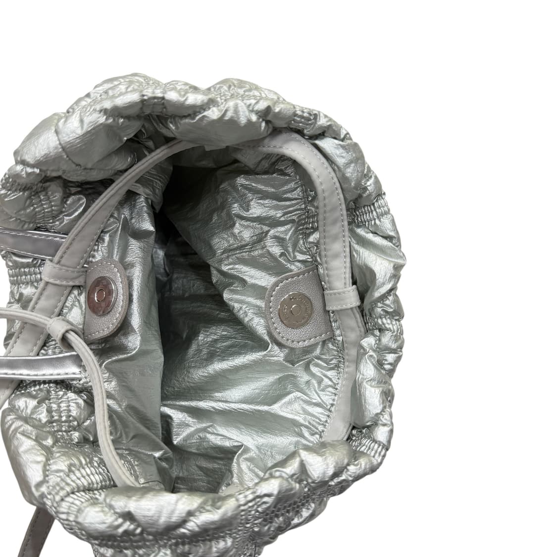 칼린 클로버 백팩 가방 실버 그레이 상품이미지5