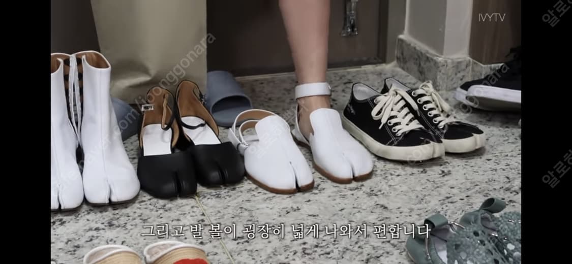 메종 마르지엘라 타비 앵클 스트랩 뮬 블랙 37사이즈 정품 상품이미지1