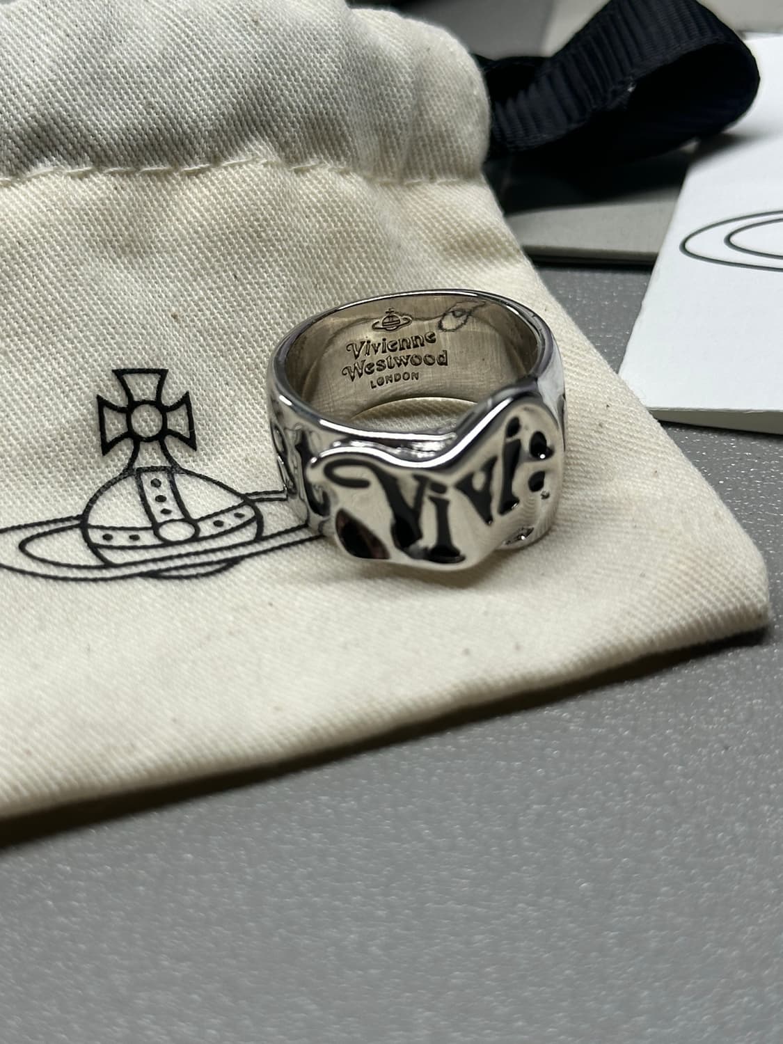 비비안웨스트우드 벨트 링 (7호) 상품이미지1