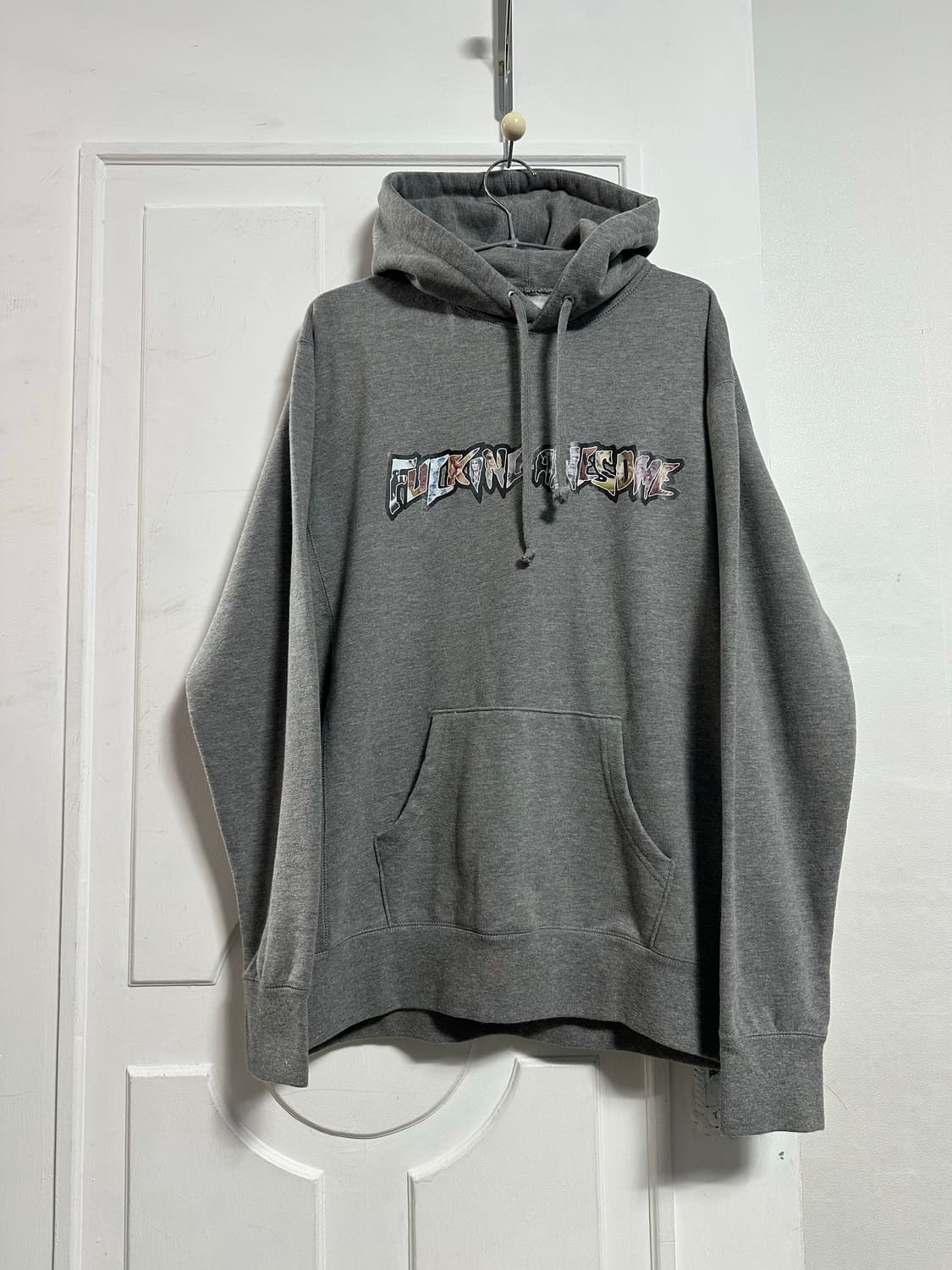 퍼킹어썸 로고 후드티 상품이미지1