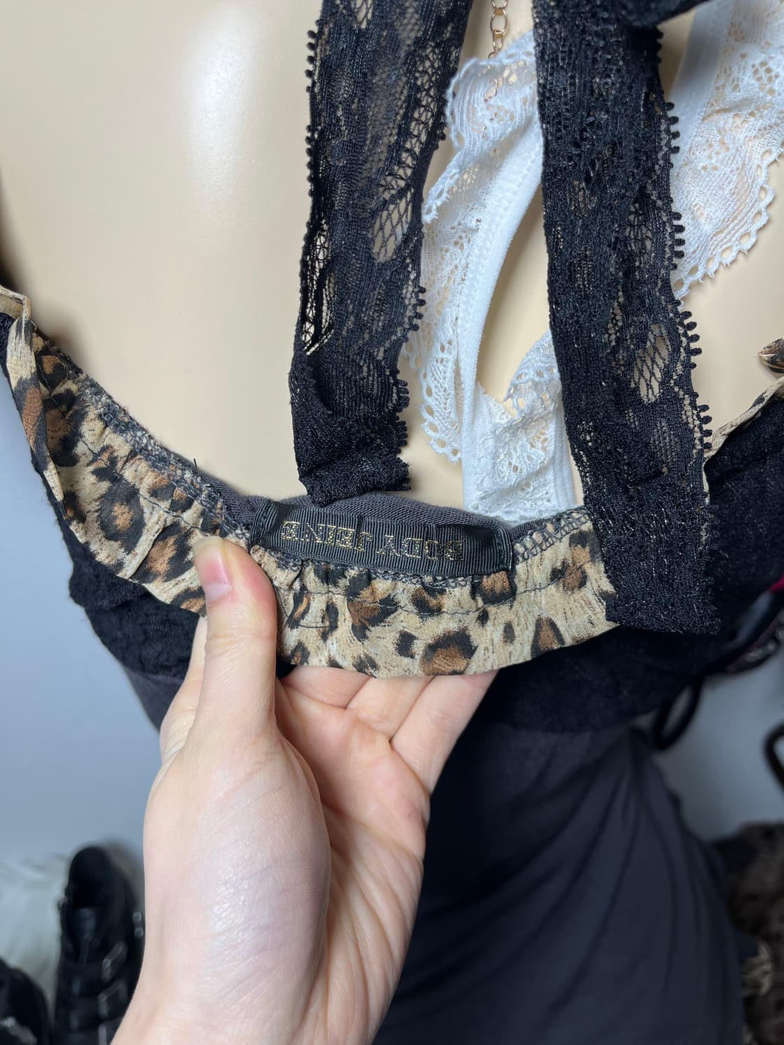 Body Jeine 갸루 홀터넥 호피 오프숄더 원피스 상품이미지4