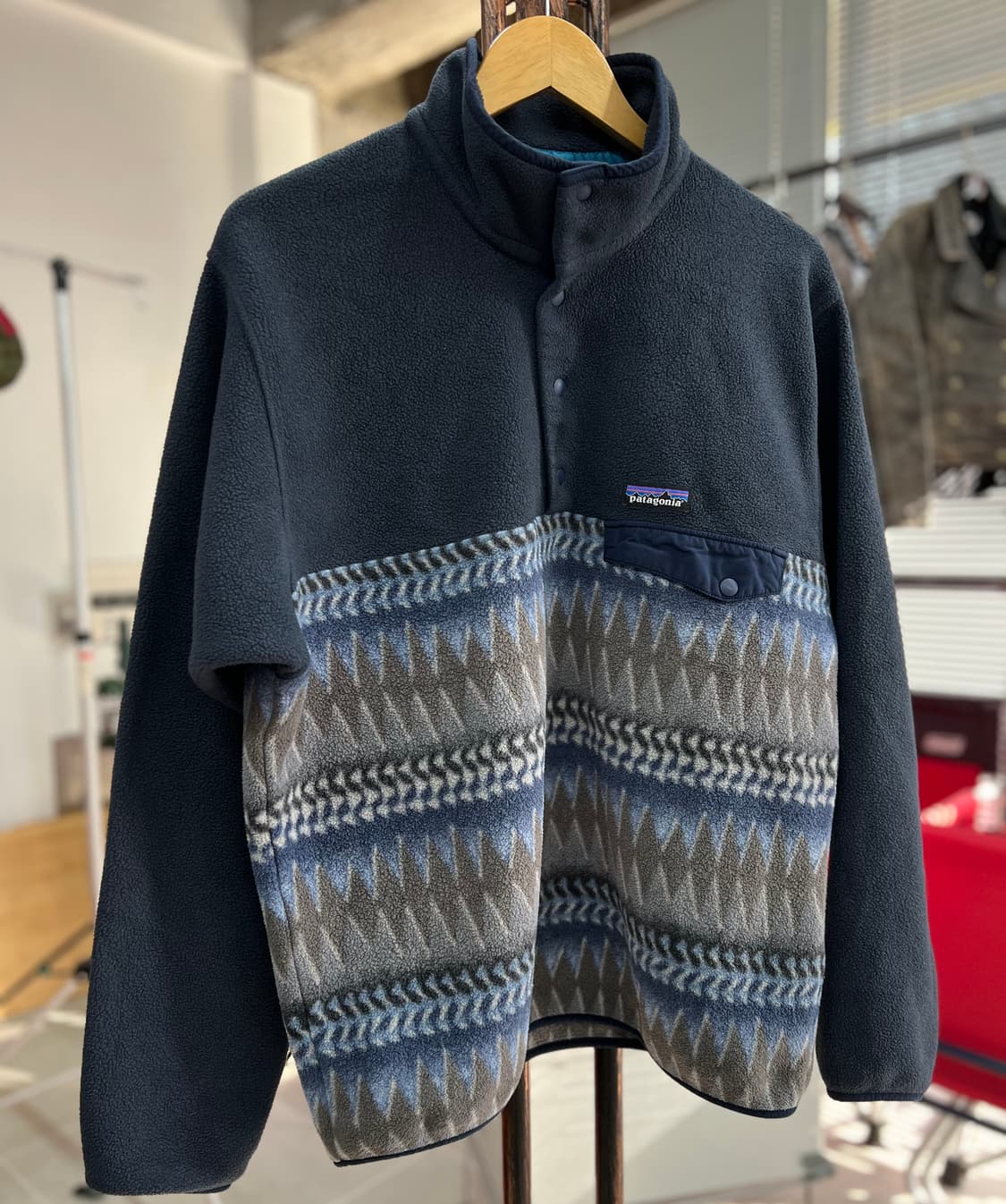 파타고니아 신칠라 스냅티 플리스 풀오버  M 상품이미지4