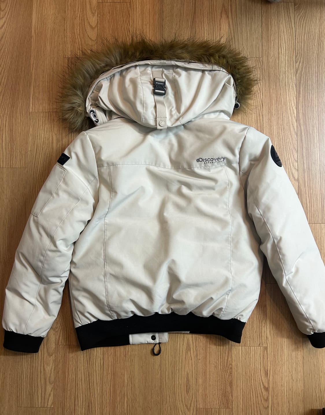 디스커버리 익스페디션 아이보리 숏패딩 상품이미지4