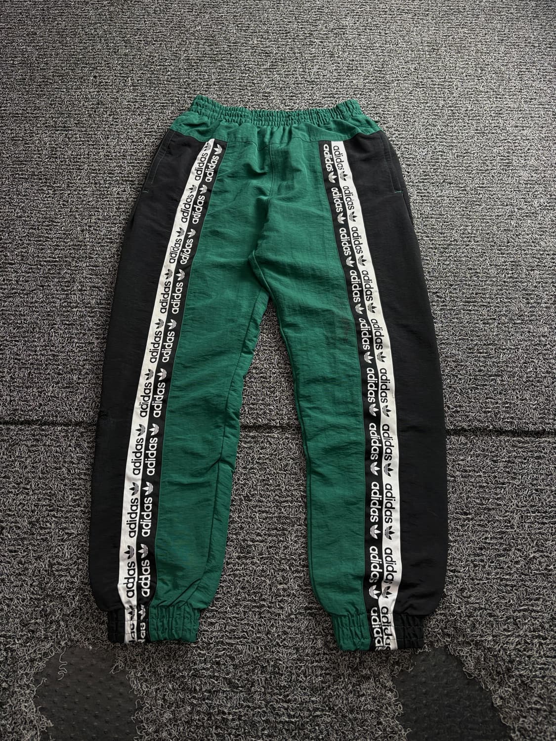 아디다스 트레포일 사이드 디테일 우븐 팬츠 3683 상품이미지2