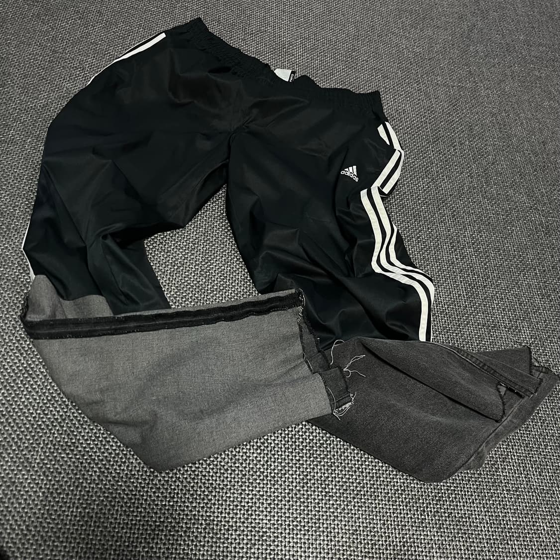 only one adidas custom pants  상품이미지1