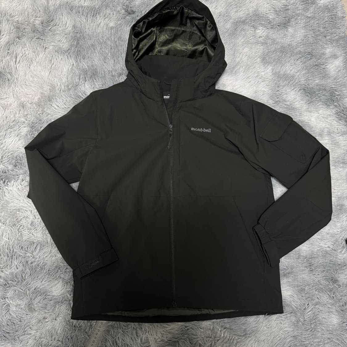 몽벨 카키 바람막이 105 사이즈  상품이미지1