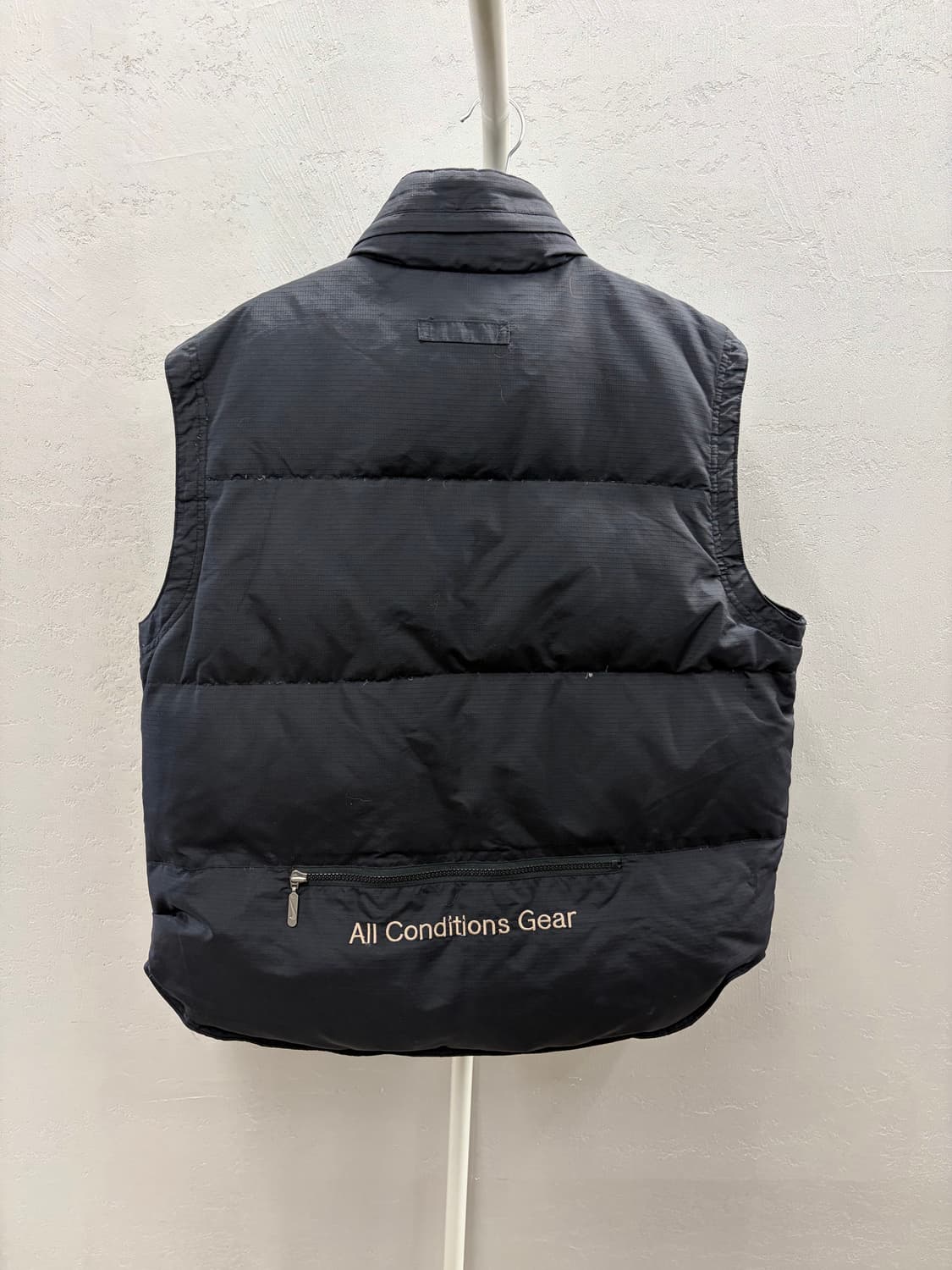 나이키(Nike)의 ACG 90's 올드스쿨 덕다운 패딩 베스트 상품이미지7