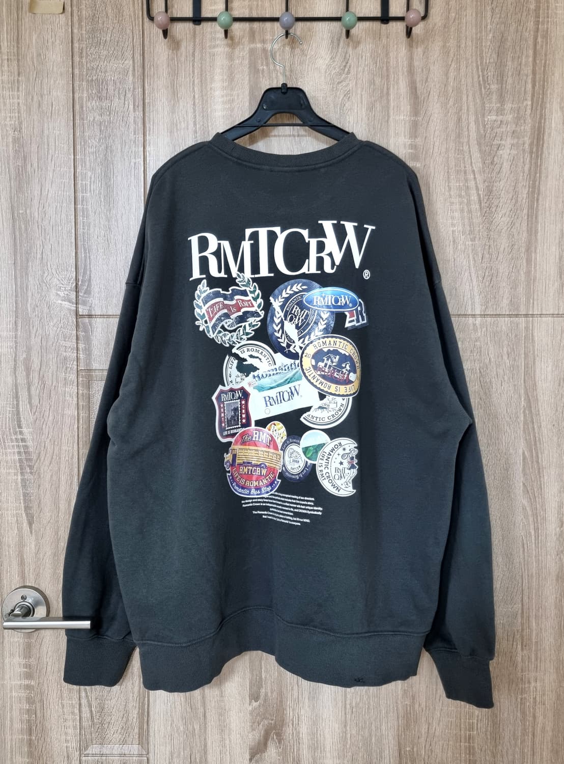 로맨틱크라운 프린팅맨투맨 상품이미지1