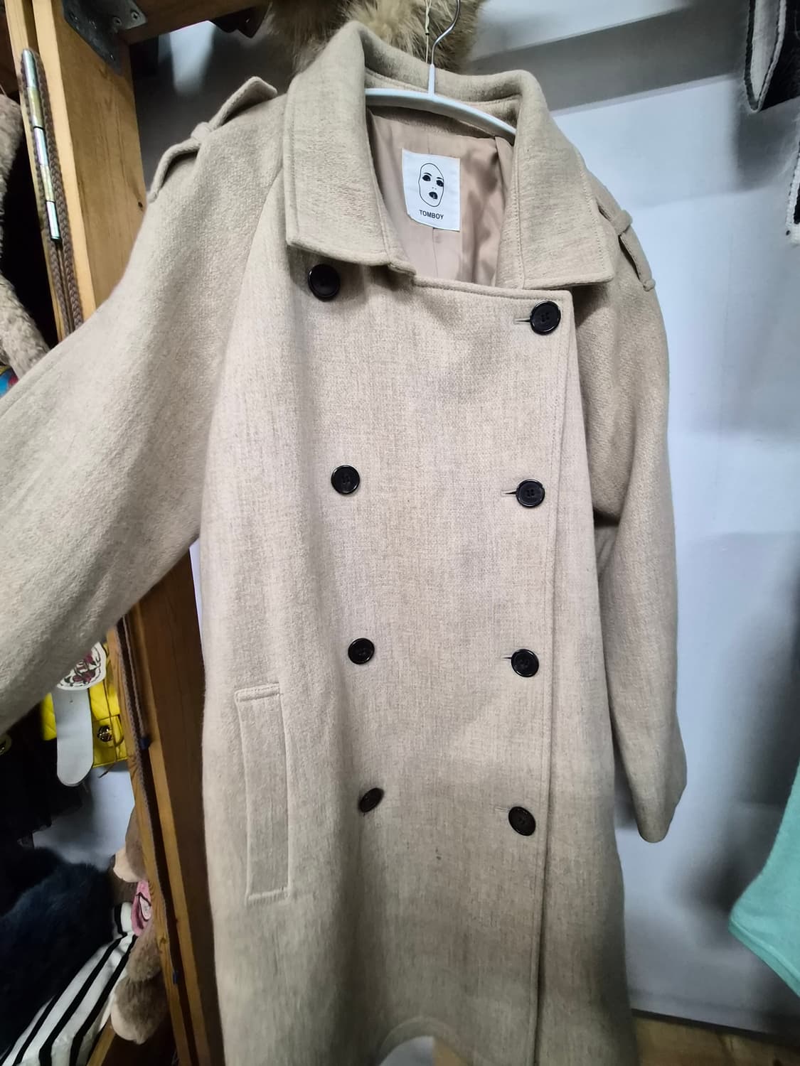 톰보이 백 포인트 오트밀코트 상품이미지5