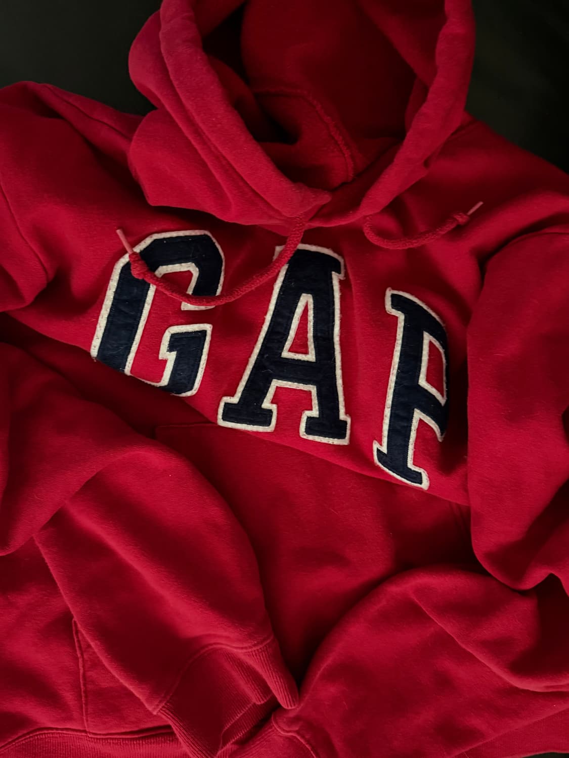 Gap 체리레드 후드티 상품이미지1