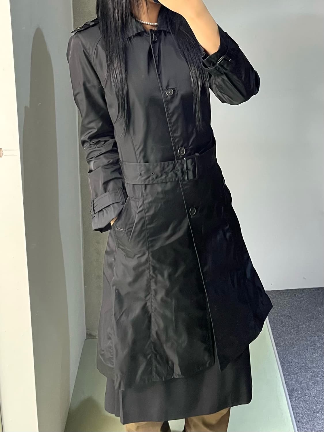 프라다 나일론 벨티드 트렌치 코트 상품이미지1