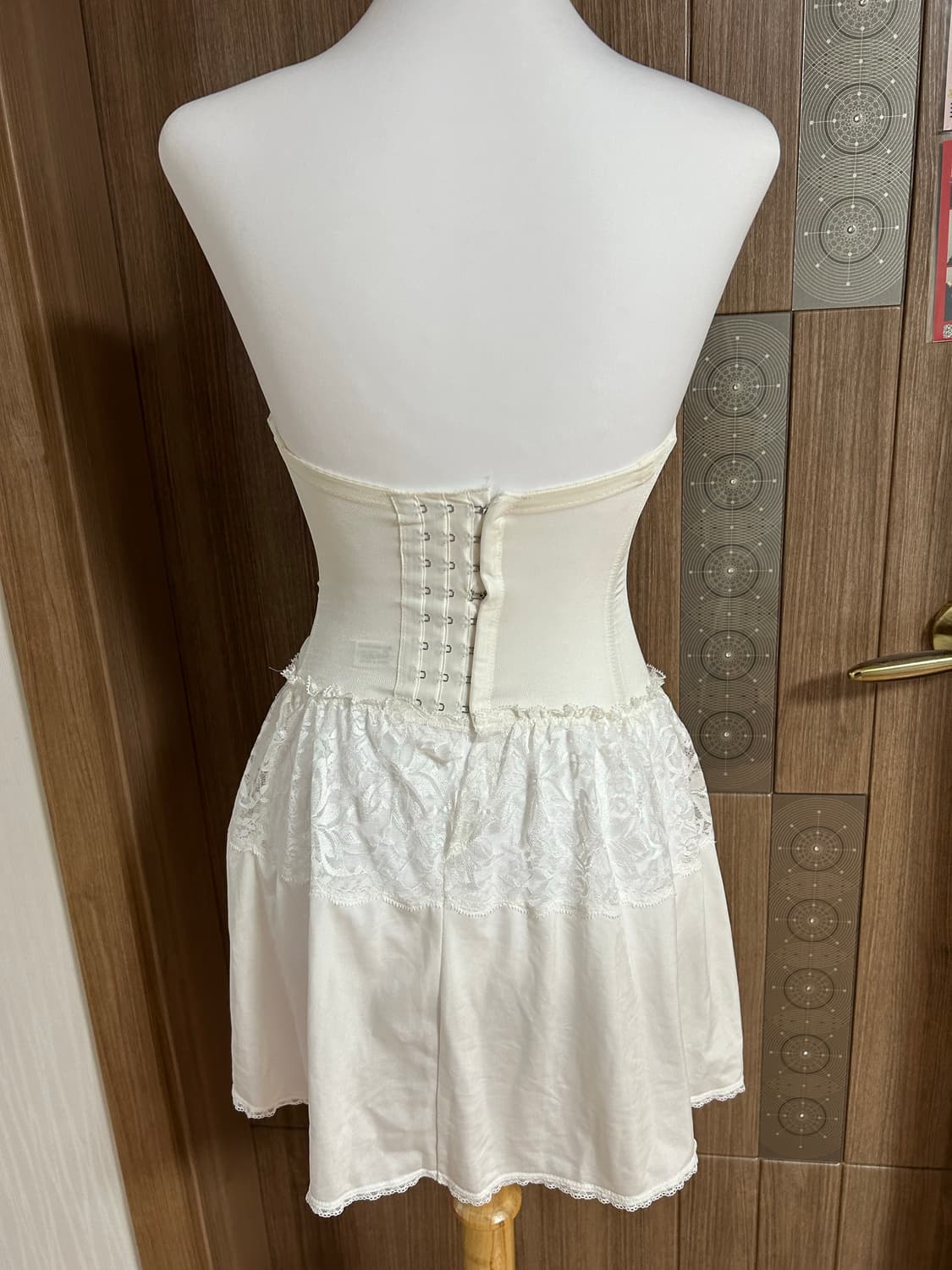 화이트 코르셋  상품이미지2