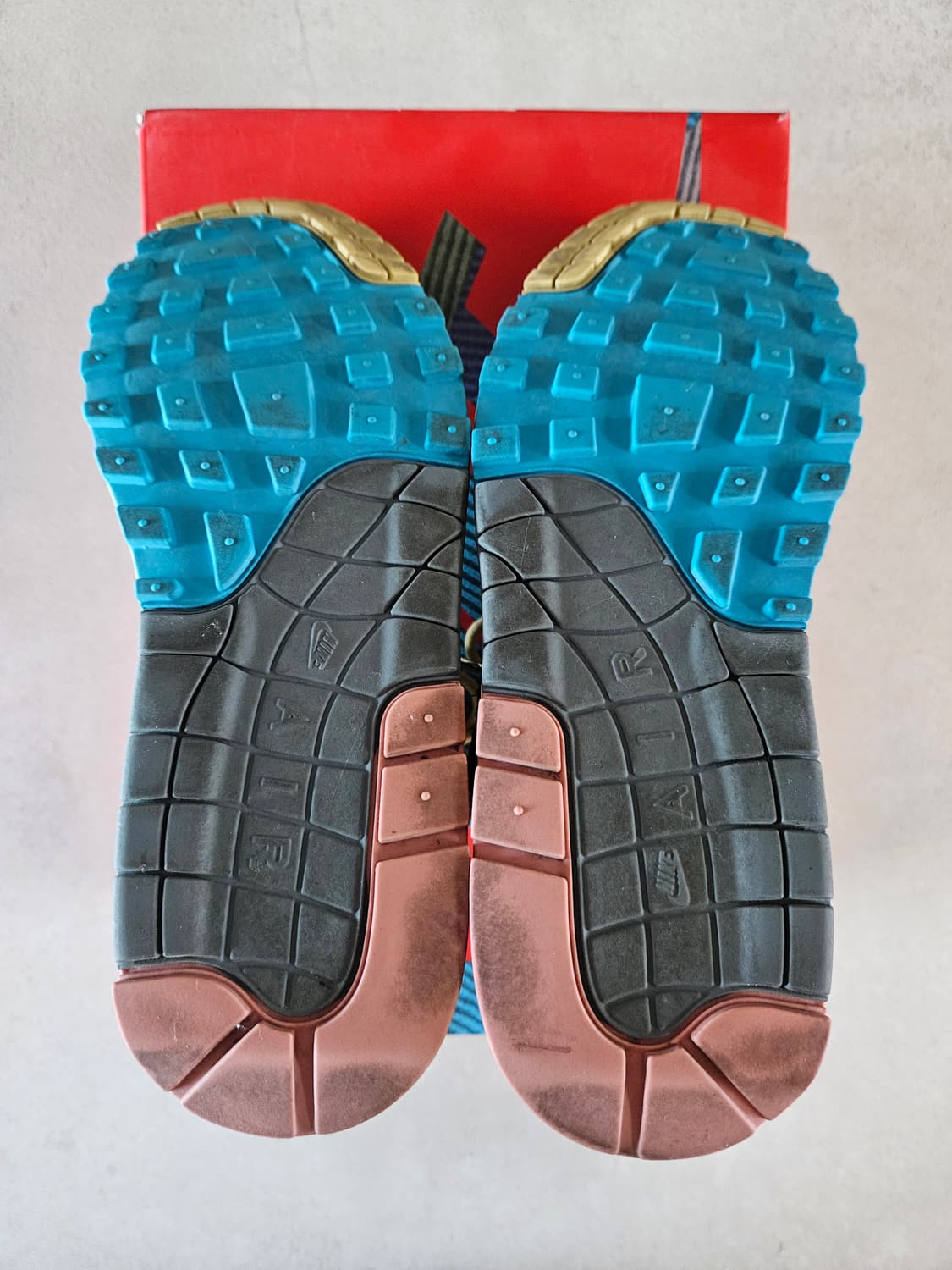 나이키 션우더스푼 맥스 1/97 260 상품이미지4