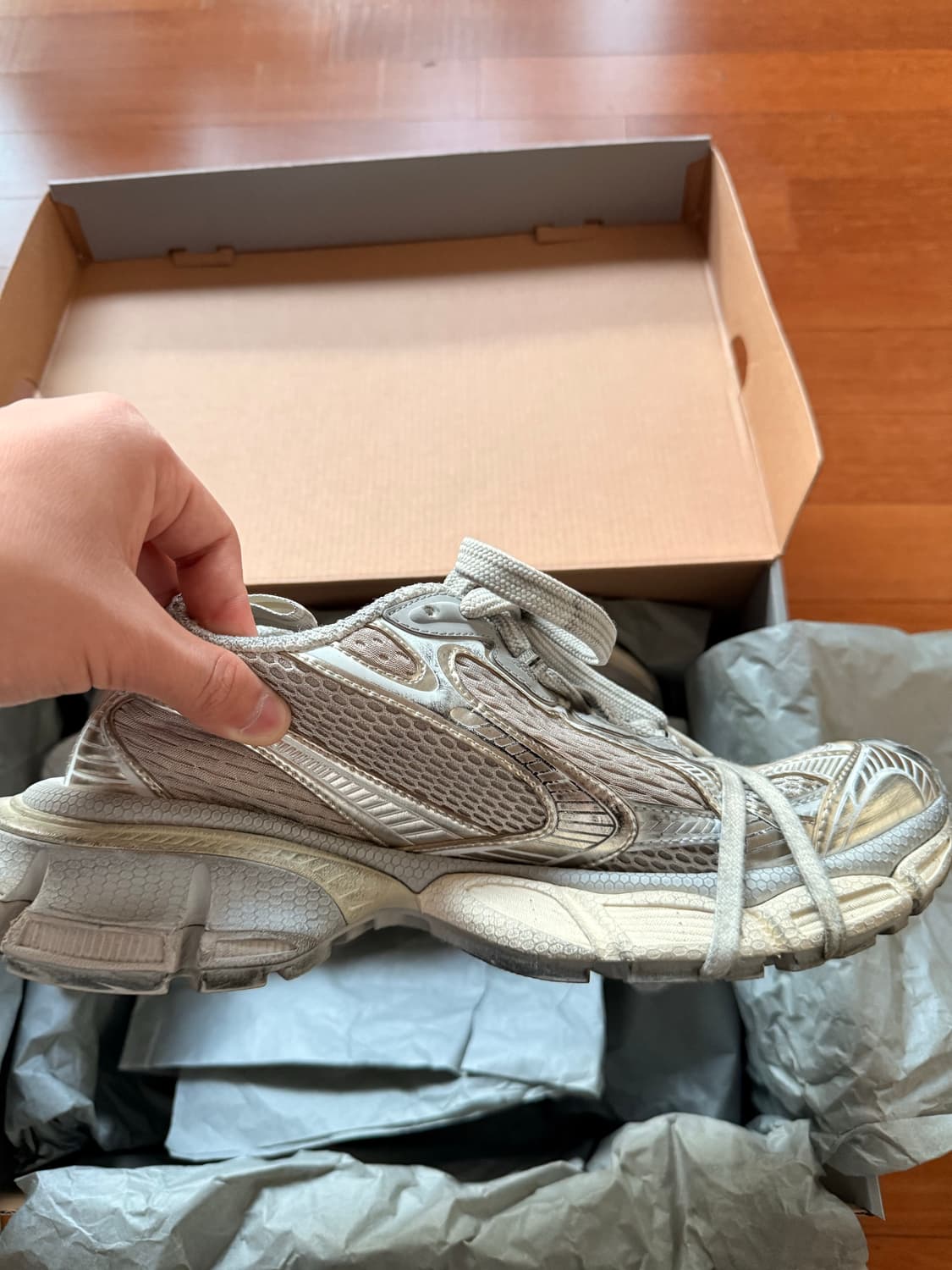 (백화점판) 발렌시아가 3xl 에그쉘 41 상품이미지2