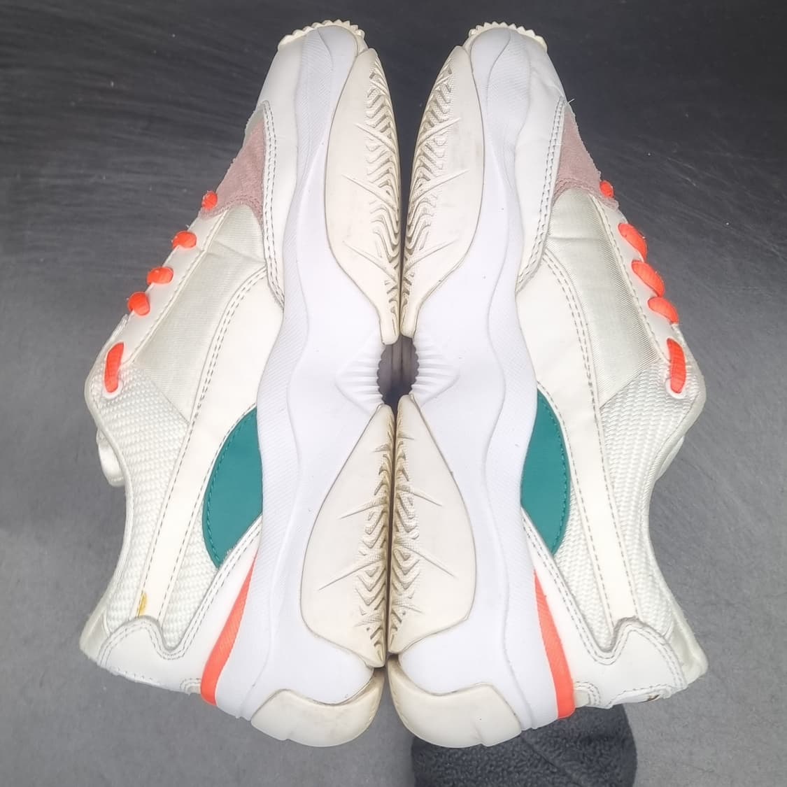 푸마 스톰Y 여성운동화225 상품이미지5