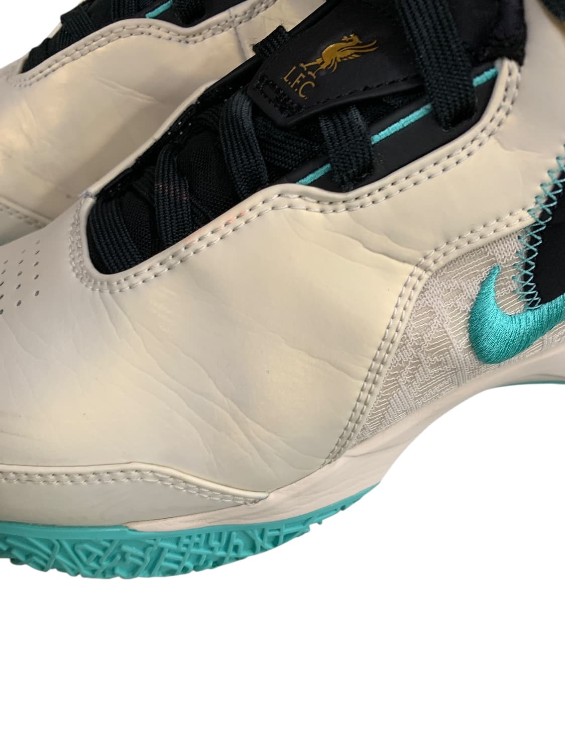 나이키 x 리버풀 줌 르즈론 NXXT 라이트 오레우드 255 상품이미지10