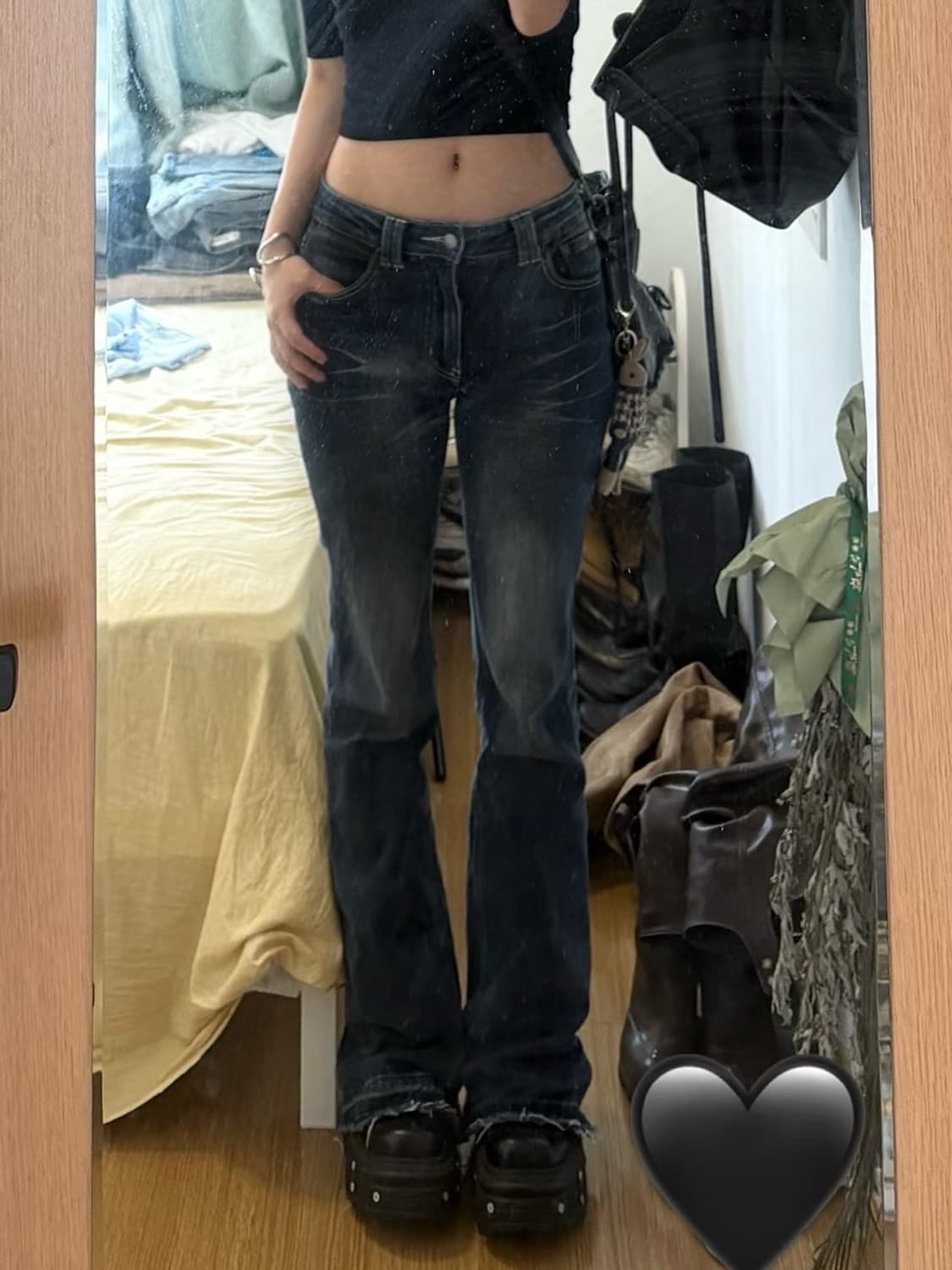 y2k 페이드 다크 워싱 슬림 스트레이트 로우라이즈 데님팬츠 상품이미지2