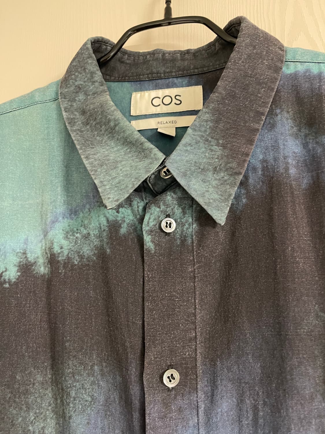 코스(COS) 남성 그라디언트 도트 프린트 셔츠 XL 상품이미지6