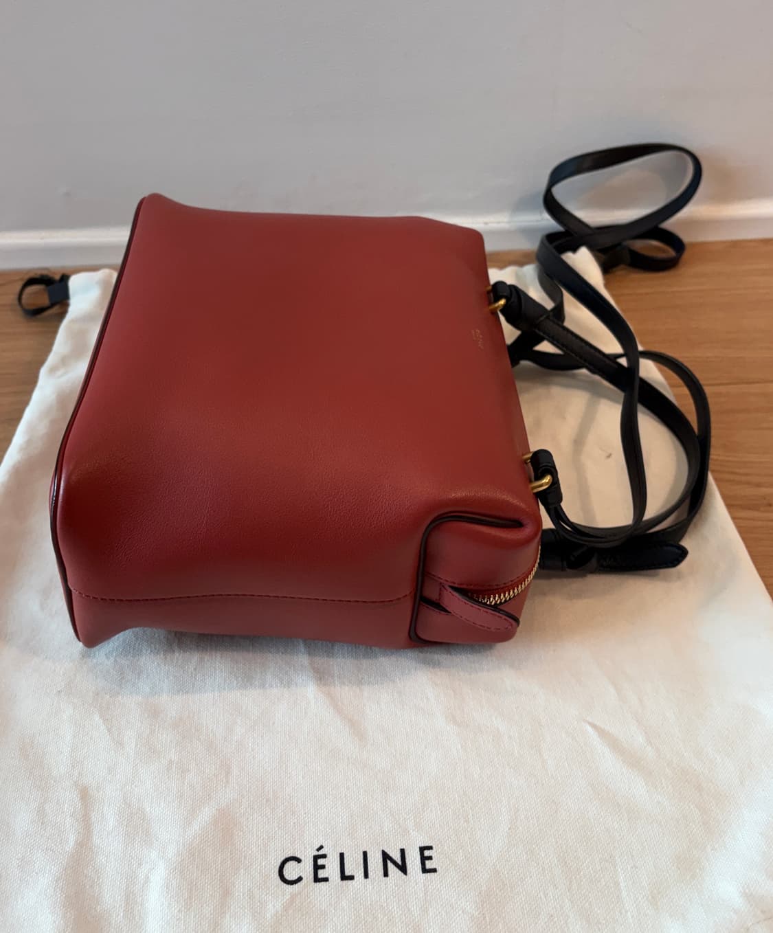 셀린느 올드셀린 스몰 소프트 큐브백 상품이미지7