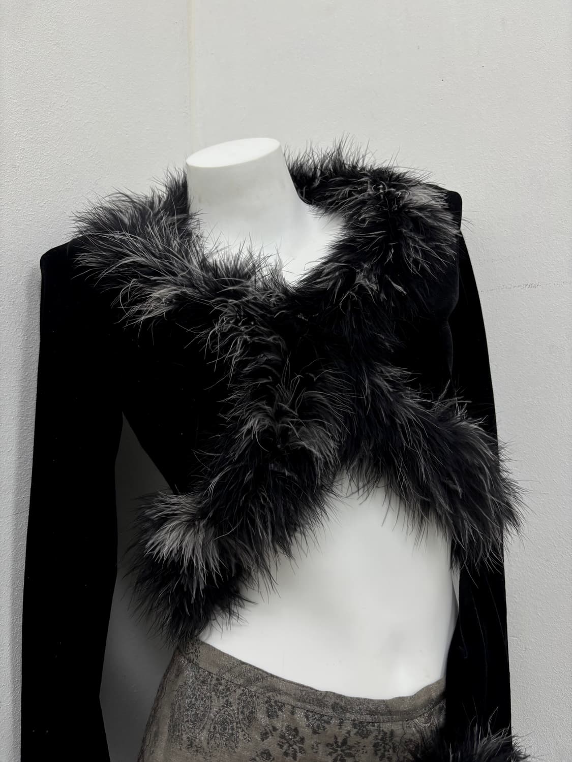 “Vintage” 00’s Goth Black&Grey Fur Trimm 상품이미지9
