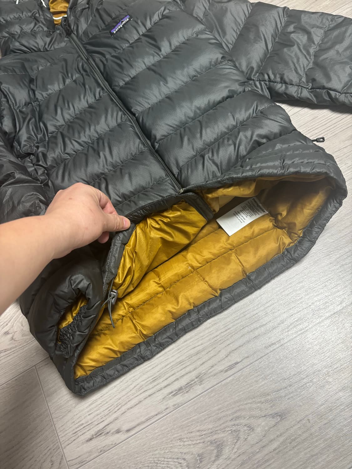 [S/하자] 파타고니아 경량패딩 상품이미지5