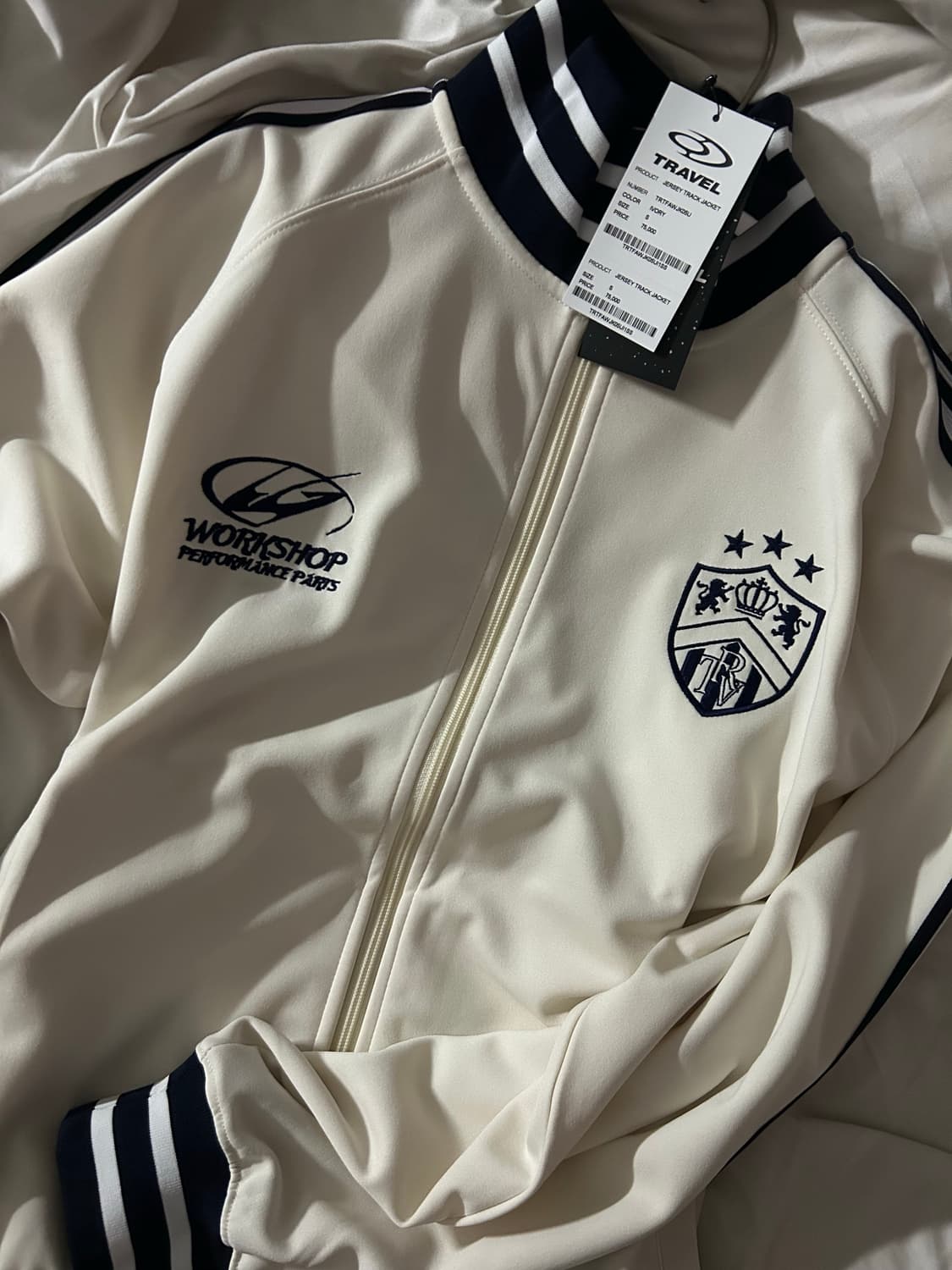 트래블 져지 트랙 자켓 아이보리 상품이미지1
