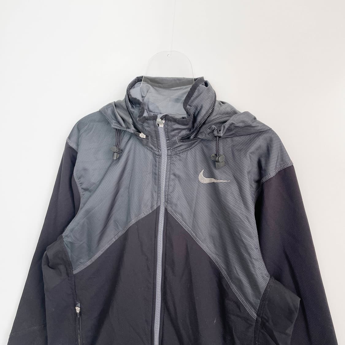 B1 나이키 드라이핏 바람막이 100사이즈 상품이미지2