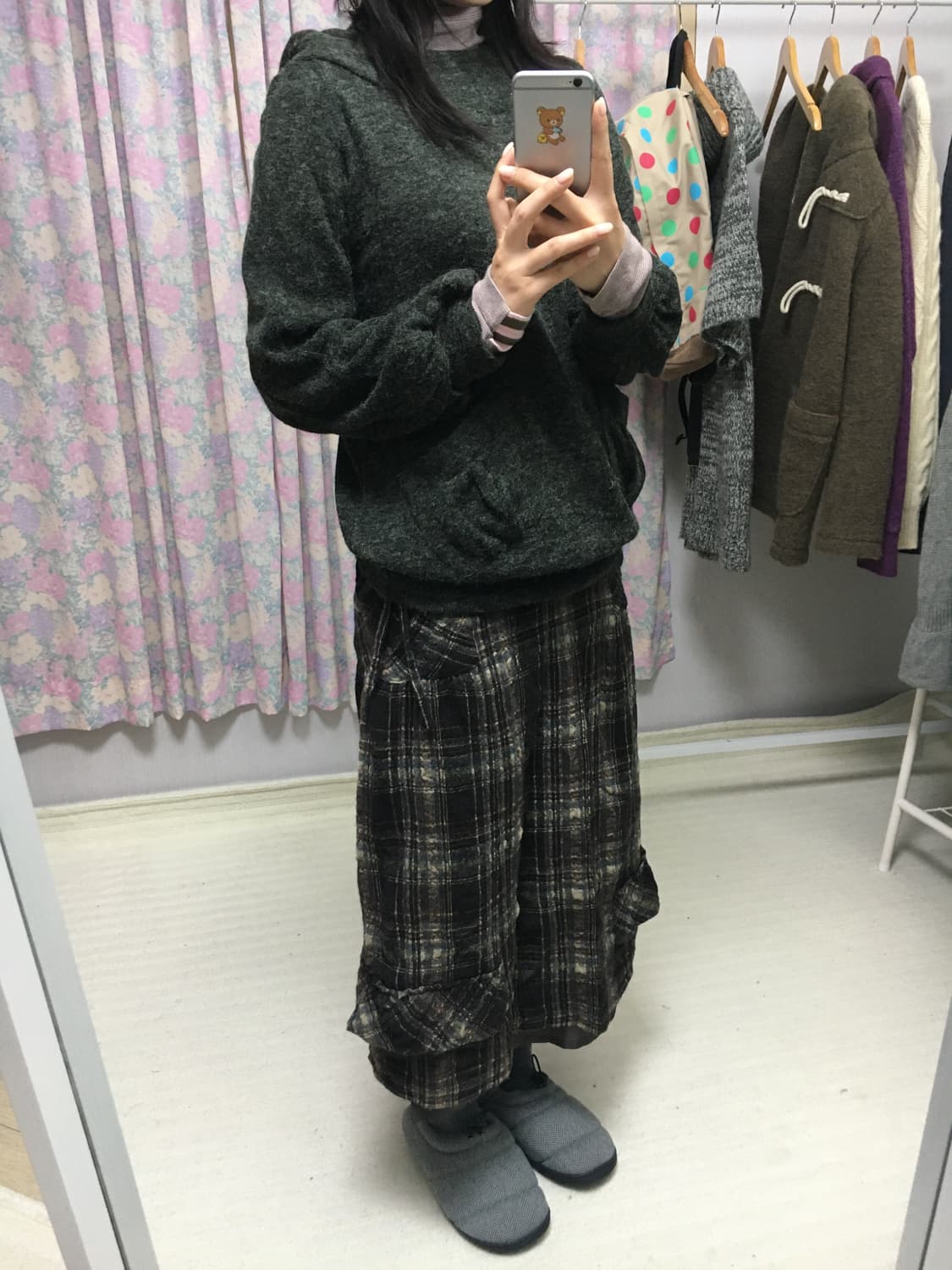 다크 카키 후드 니트  상품이미지4