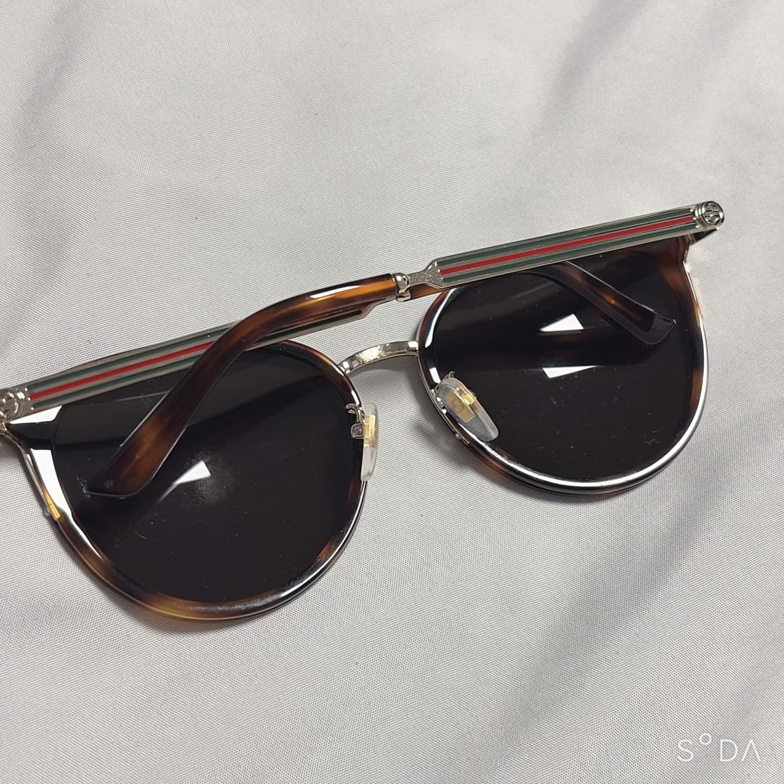 구찌 뿔테 선글라스 상품이미지4