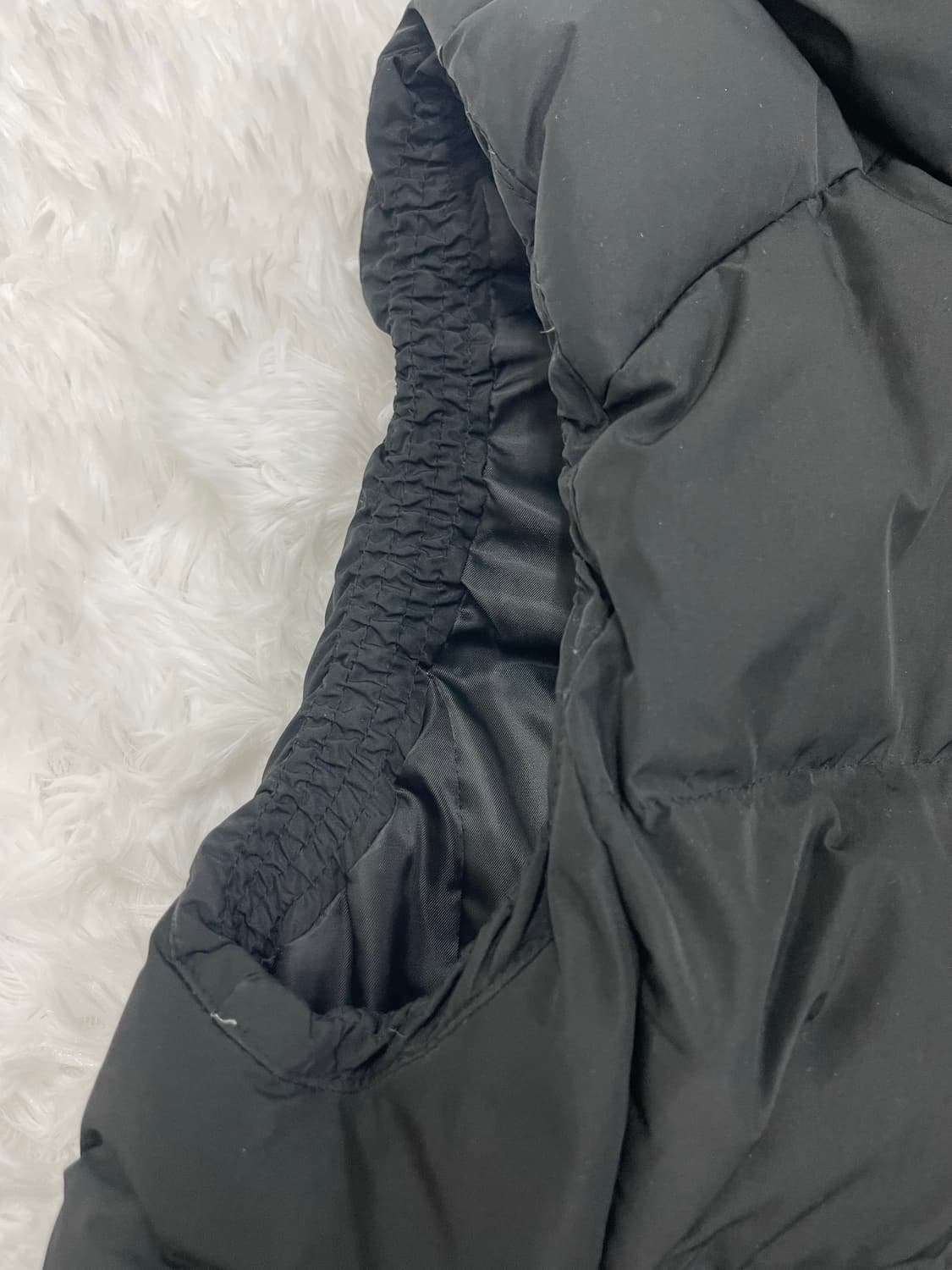 게스 오리털패딩조끼 상품이미지5