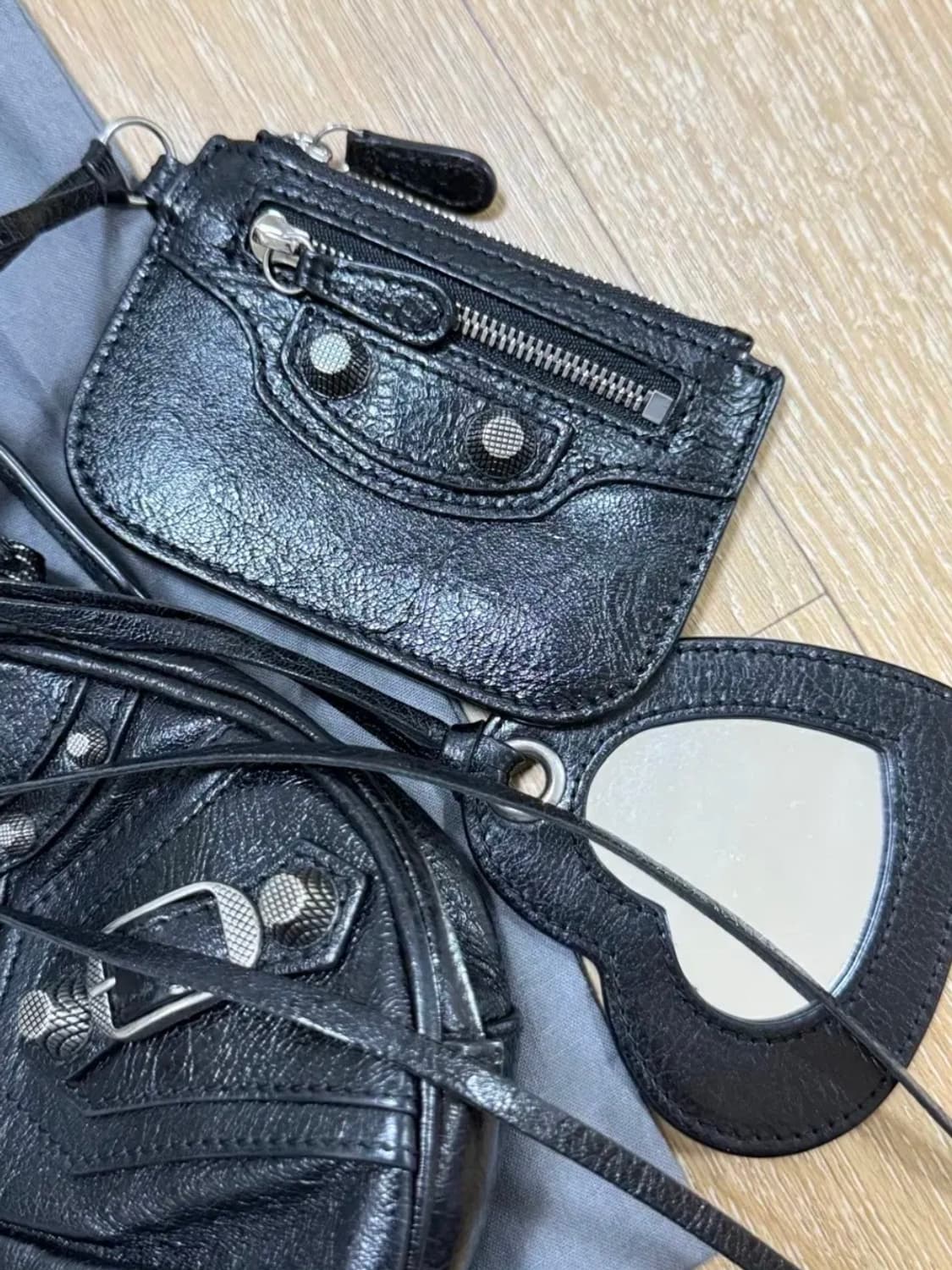 발렌시아카 르카골 xs 블랙(카드지갑, 거울O) 상품이미지3