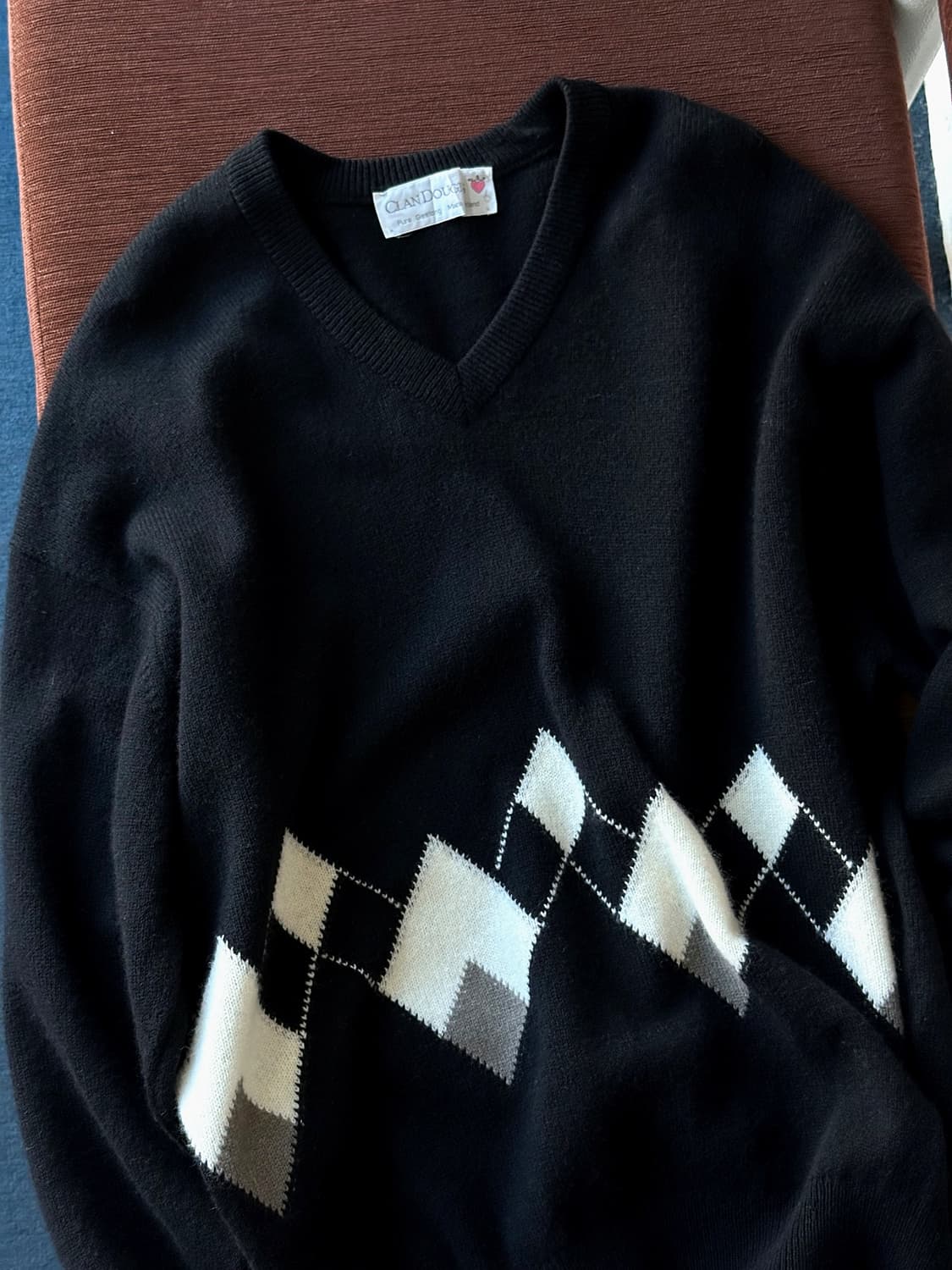 Rambs wool design pattern v-neck knit 상품이미지8