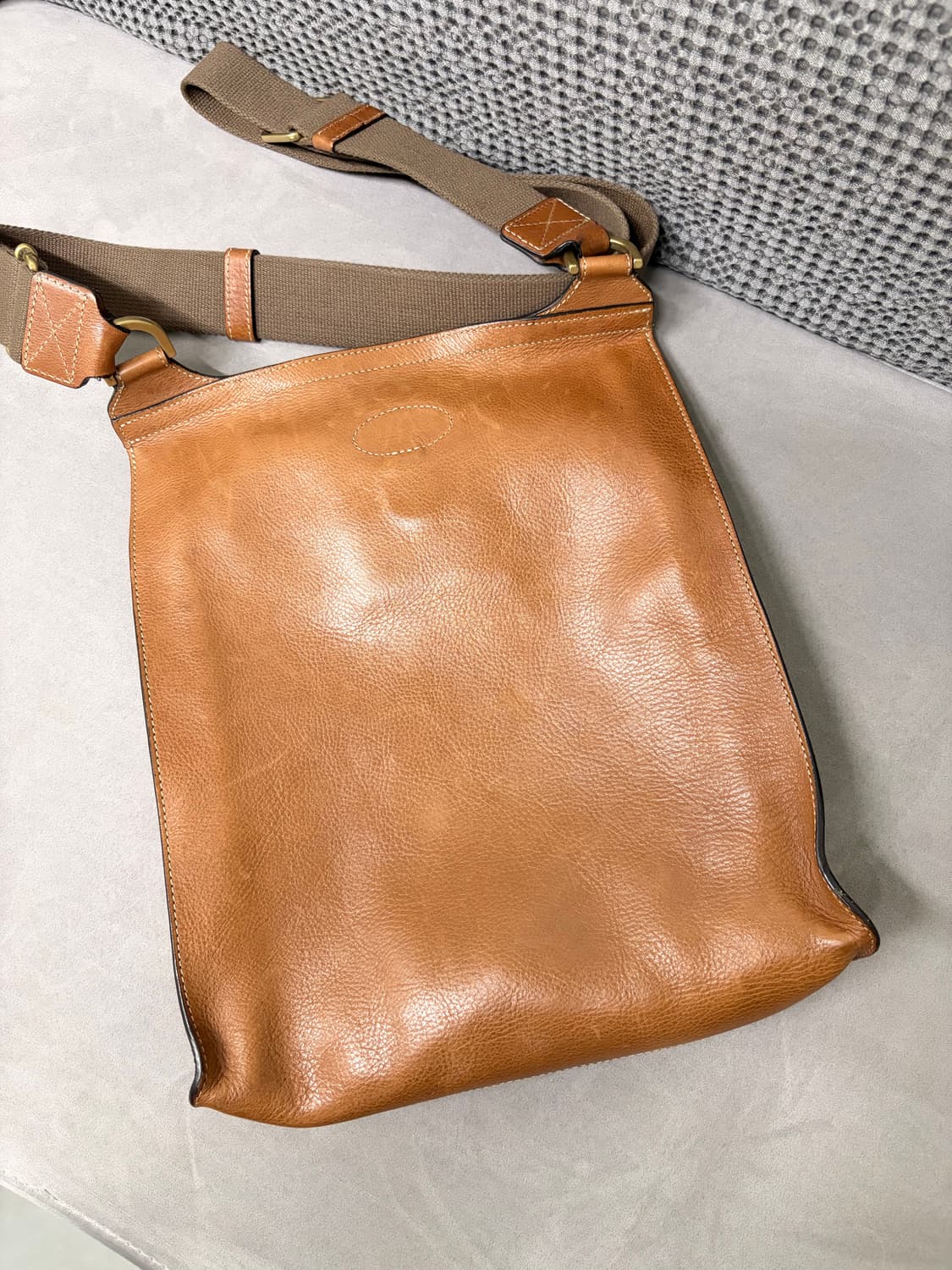 멀버리 안토니 메신저백 Oak 베지터블 가죽 / L 상품이미지2