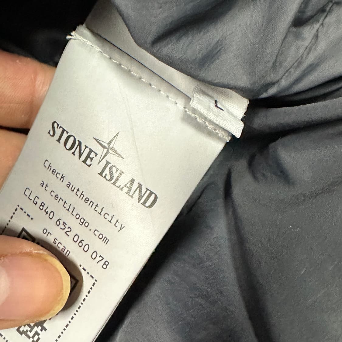 스톤아일랜드 22fw 크링클랩스 패딩 L 상품이미지6