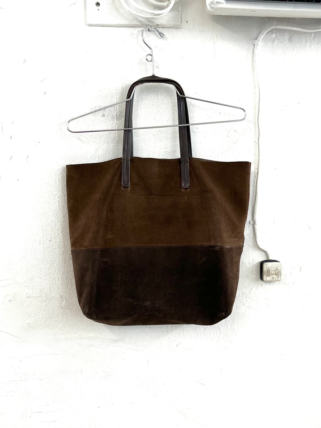 미우미우 스무스 스웨이드 투톤 숄더백 상품이미지9